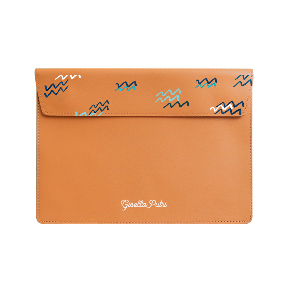 Vegan Leather Sleeve - Aquarius