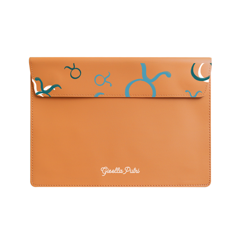 Vegan Leather Sleeve - Taurus