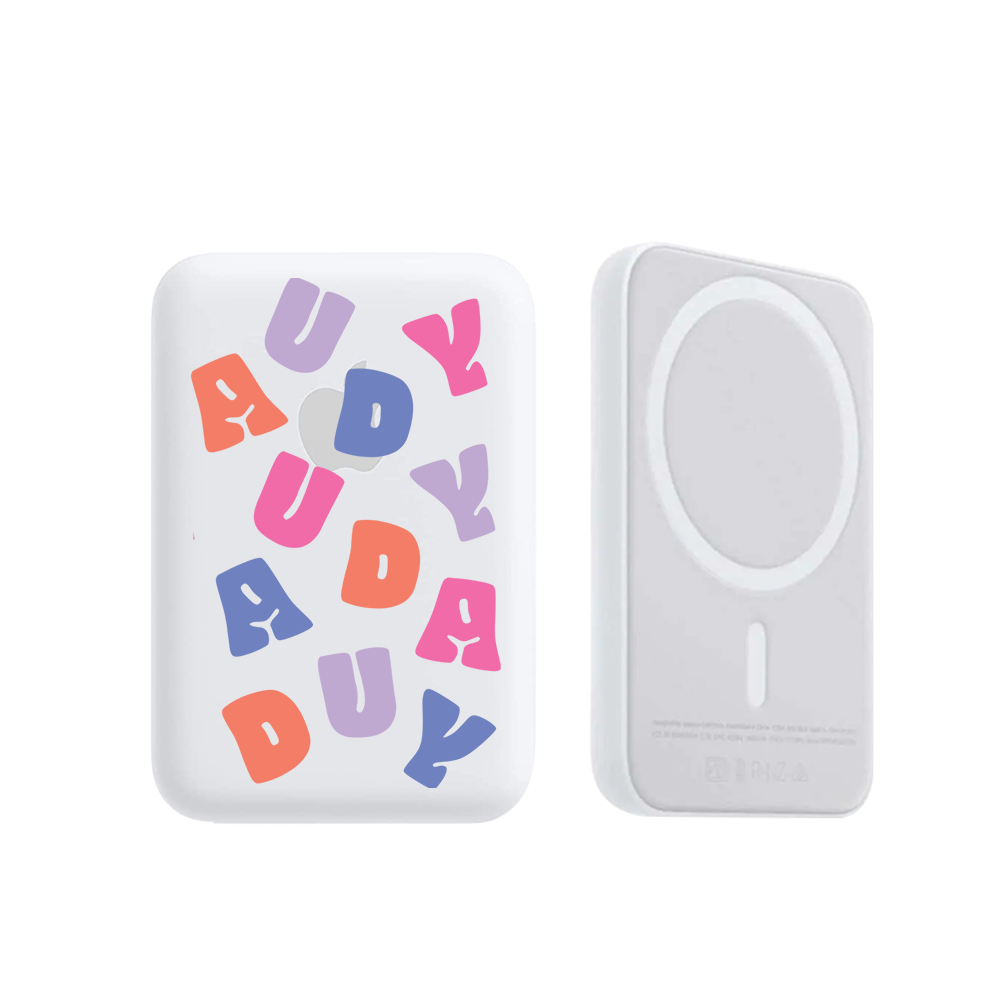 Magnetic Wireless Powerbank - Chubby Monogram
