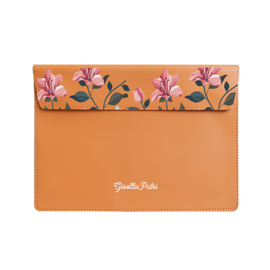 Vegan Leather Sleeve - Valerie