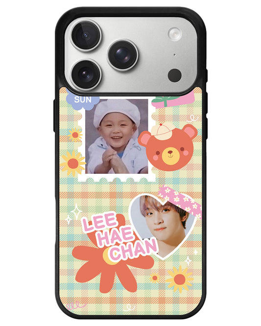 iPhone Avant-Gloss Grip Case - Face Grid Sunflower