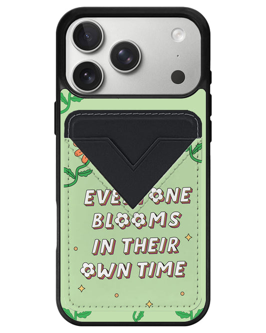 iPhone Avant Wallet Case - Blooms