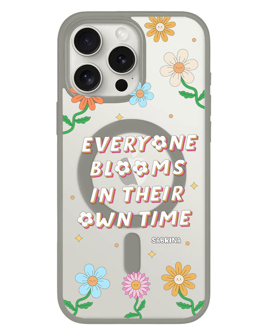 iPhone Rearguard Hybrid - Blooms