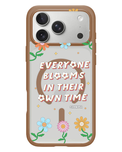 iPhone Rearguard Hybrid - Blooms