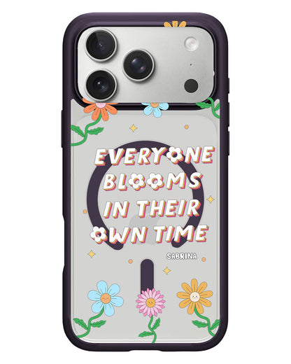 iPhone Rearguard Hybrid - Blooms