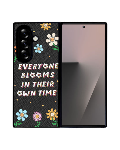 Android Flip / Fold Leather Grip - Blooms