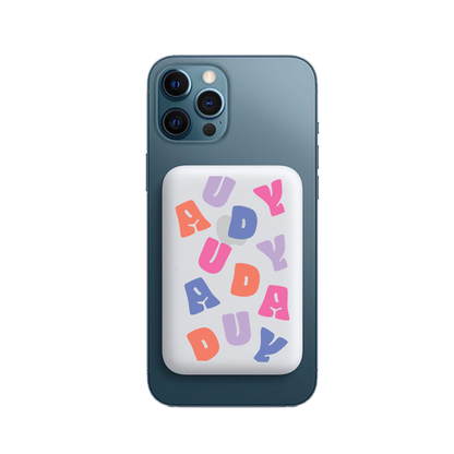 Magnetic Wireless Powerbank - Chubby Monogram