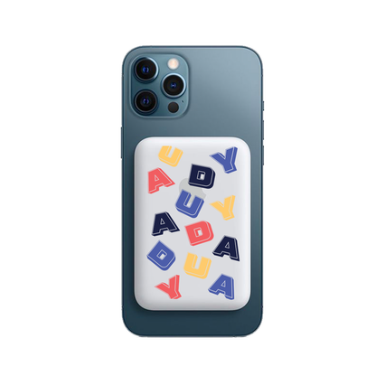 Magnetic Wireless Powerbank - Cool Monogram